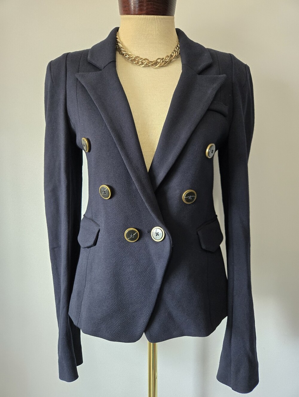 Oui Collection Classic Double-Breasted Navy  Blazer. Size 6
